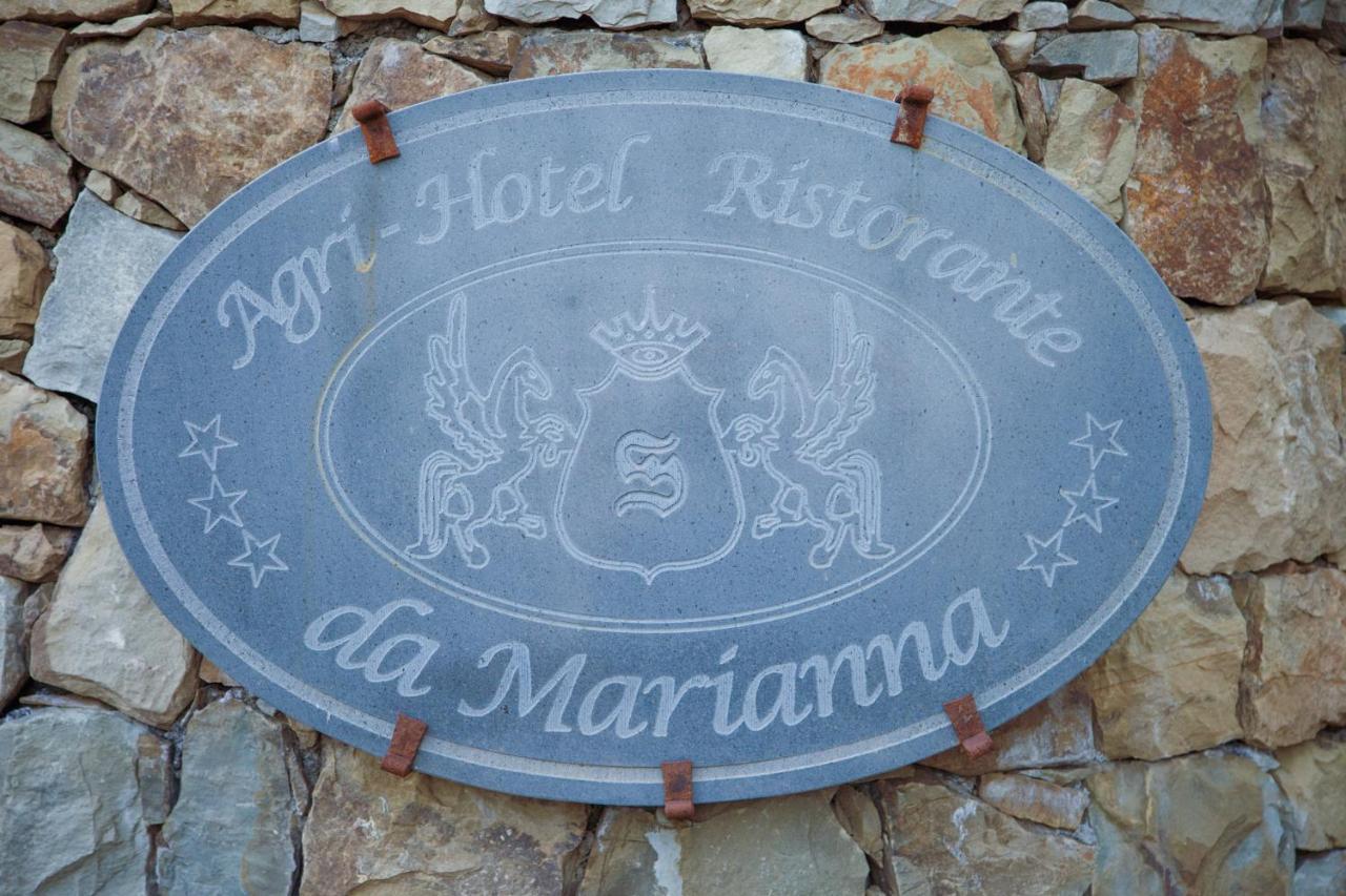 Agri-Hotel Da Marianna Resort & Spa Santa Domenica Vittoria Екстериор снимка