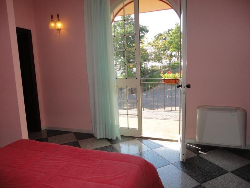 Agri-Hotel Da Marianna Resort & Spa Santa Domenica Vittoria Екстериор снимка