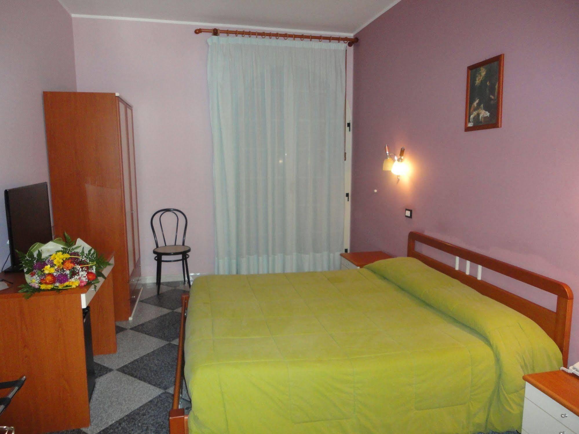 Agri-Hotel Da Marianna Resort & Spa Santa Domenica Vittoria Екстериор снимка