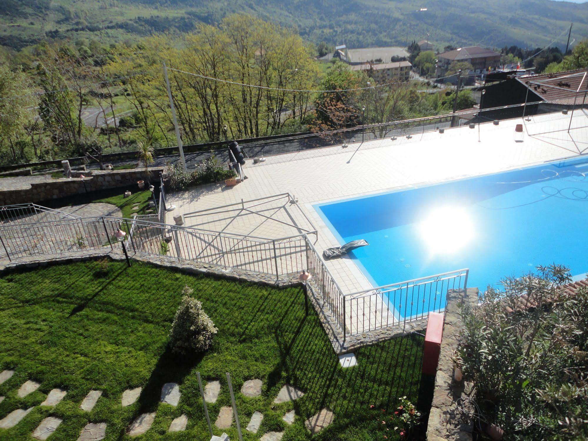 Agri-Hotel Da Marianna Resort & Spa Santa Domenica Vittoria Екстериор снимка